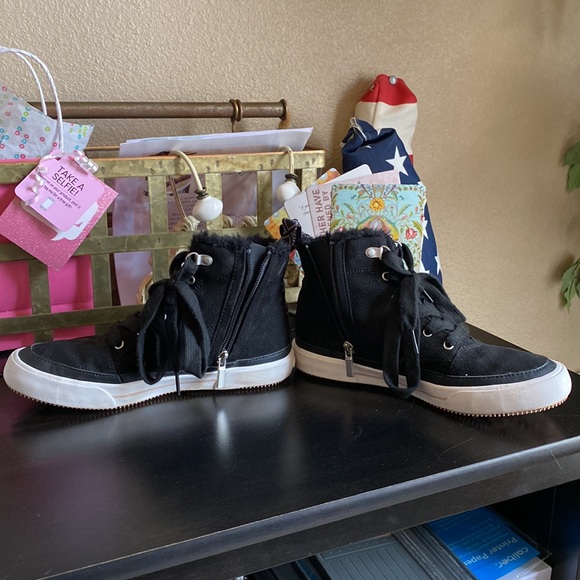 Roxy shoes - Picture 6 of 8